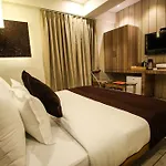 Oyo 3927 Hotel Scenaria