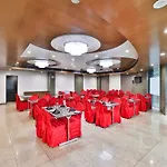 Oyo 4938 Hotel Dev Aadi