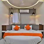 Hotel Shiv Ganga