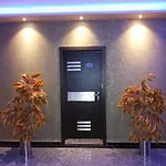 OYO 229 Hotel Classic inn
