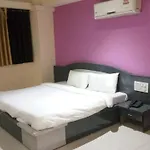 Hotel Swell