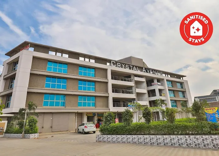 Oyo 25009 Hotel Crystal