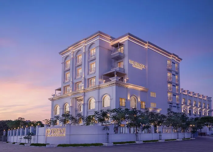 Hotel Hillock Ahmedabad