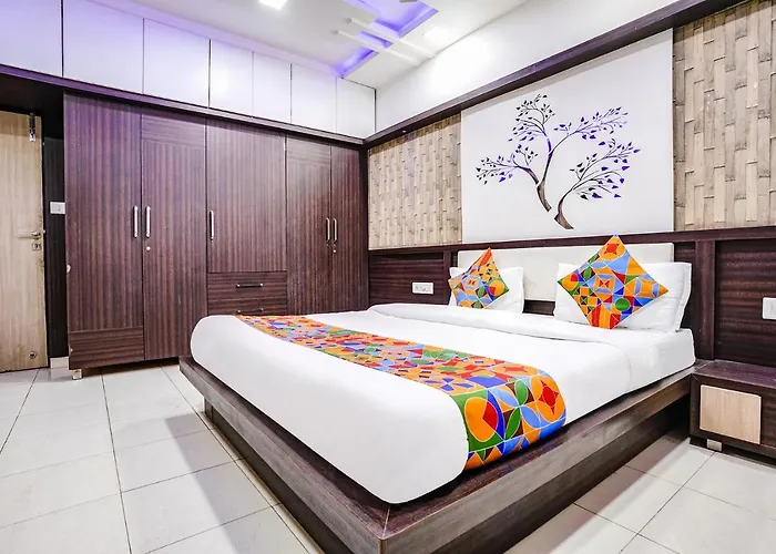 Fabexpress Jade Homestay