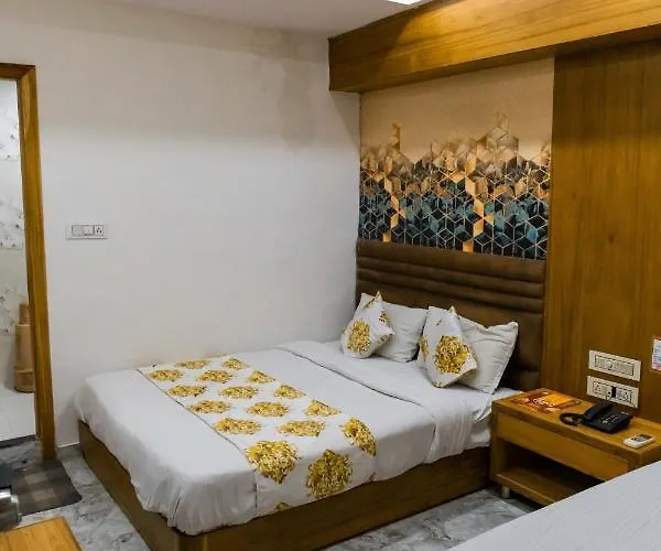 Hotel Sai Villa