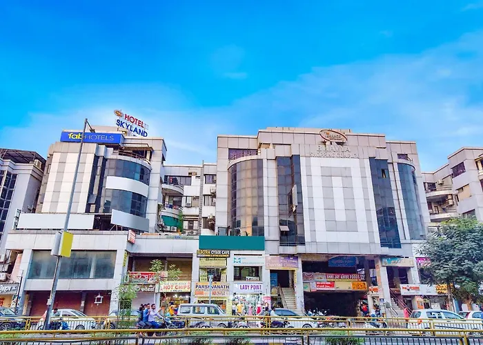 Fabhotel Skyland