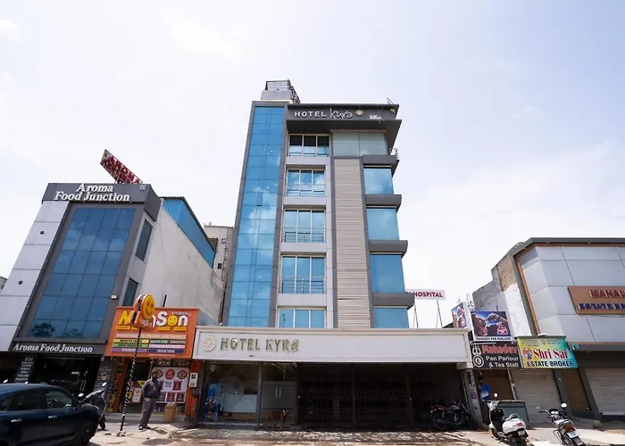 Hotel Kyra Manage By Kavya Hotels.