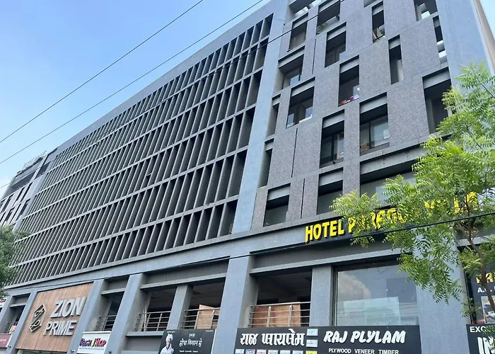 Hotel Paragon Villa