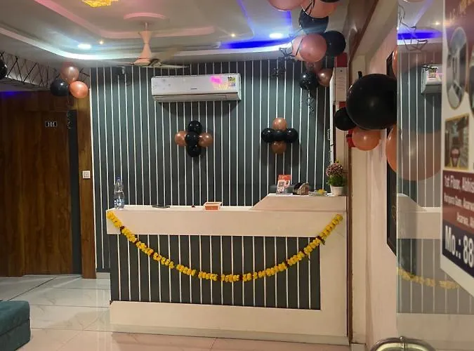Lemon Hotel