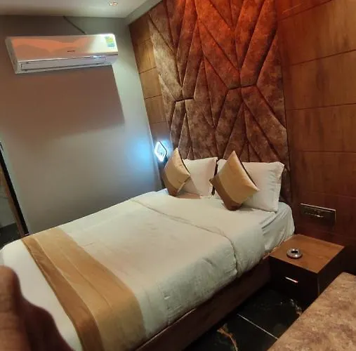 Hotel Prime Land