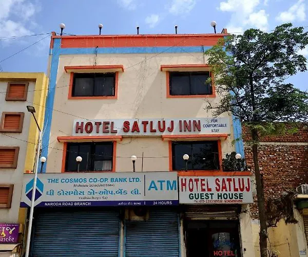 Hotel Satluj Inn