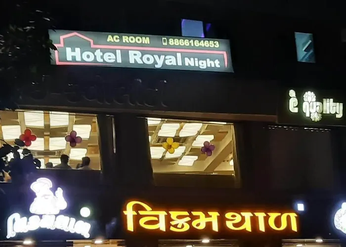 Hotel Royal Night