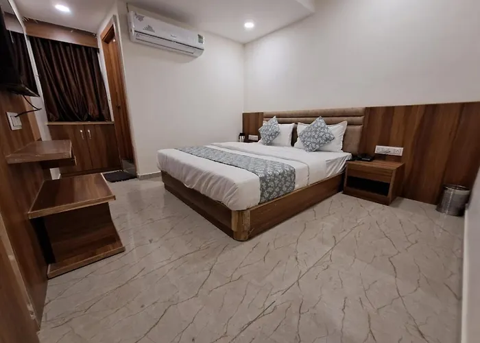 Hotel Maan Villa By G L Group