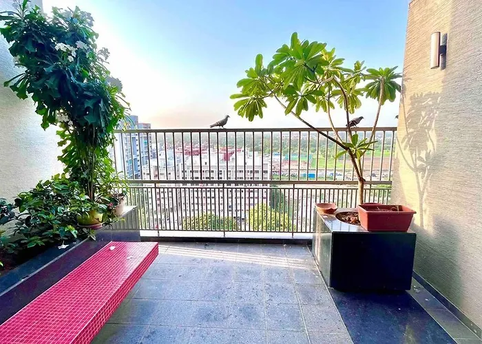 1304 Premium And Fully Furnished Apartment