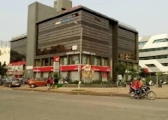 Hotel Royal Platinum, Ahmedabad