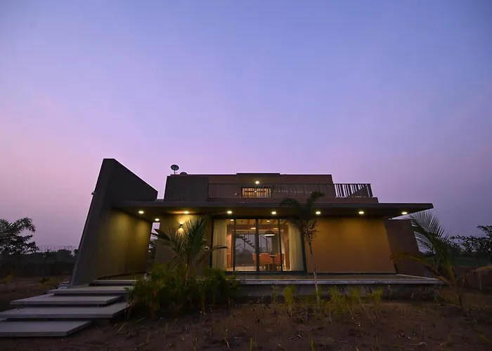 Villa In Thol- Expert Hospitality