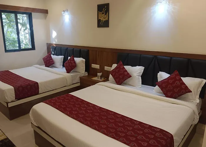 Hotel Govindam Palace, Shahibag, Ahmedabada