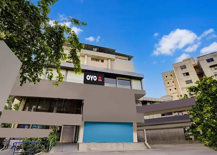 Hotel O Shanti Sadan