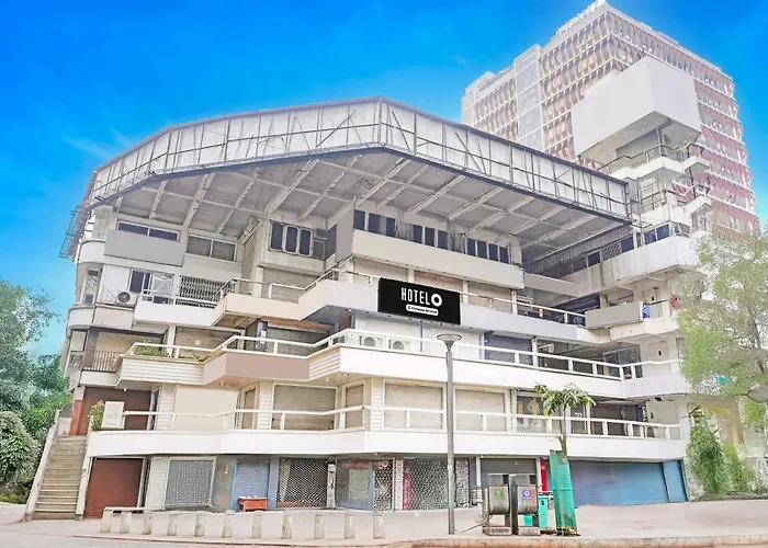 Super Hotel O Navrangpura Cg Road