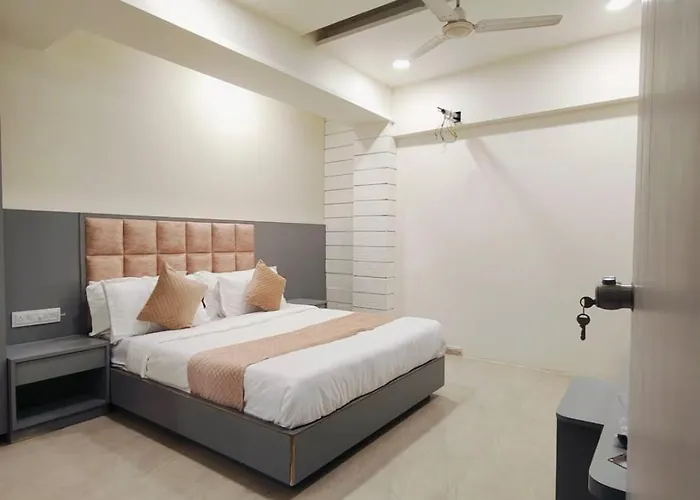 Hotel Orchid Inn