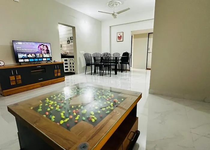 2Bhk Ac Luxury Apartment In Satellite, Ahmedabad
