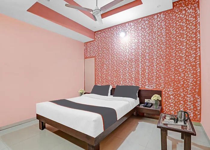 Hotel O Raj Palace