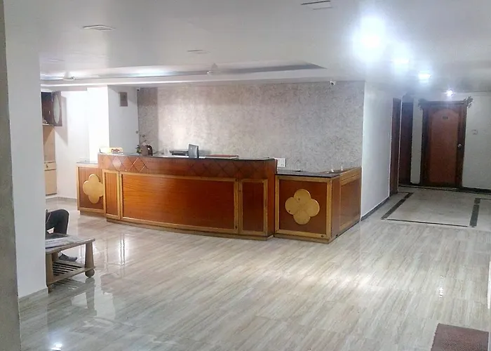 Rajshree Hotel