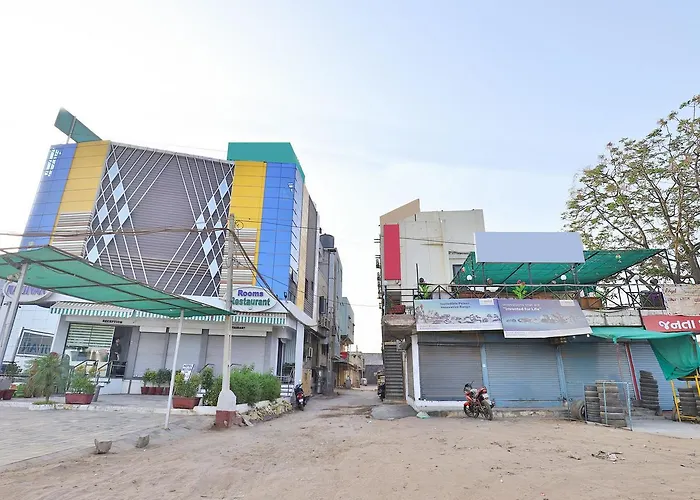 Oyo 8376 Hotel Angel Plaza