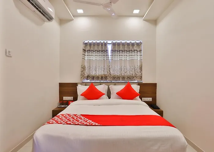 Oyo 19303 Hotel Sungold