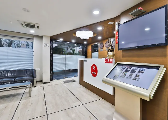 Oyo 4938 Hotel Dev Aadi