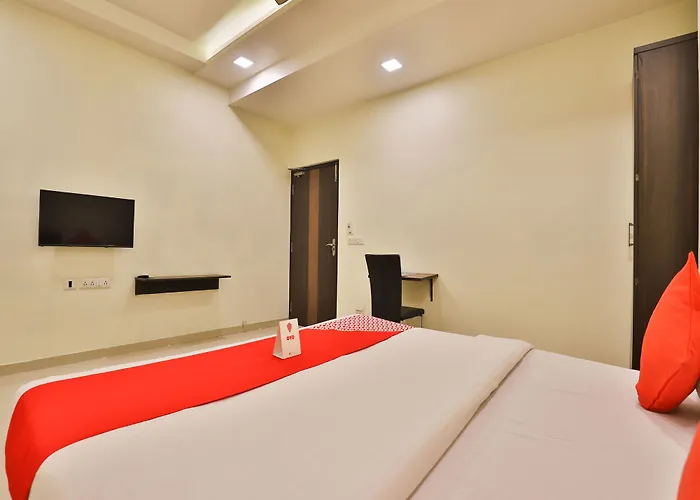 Oyo 6684 Hotel Park Sangam