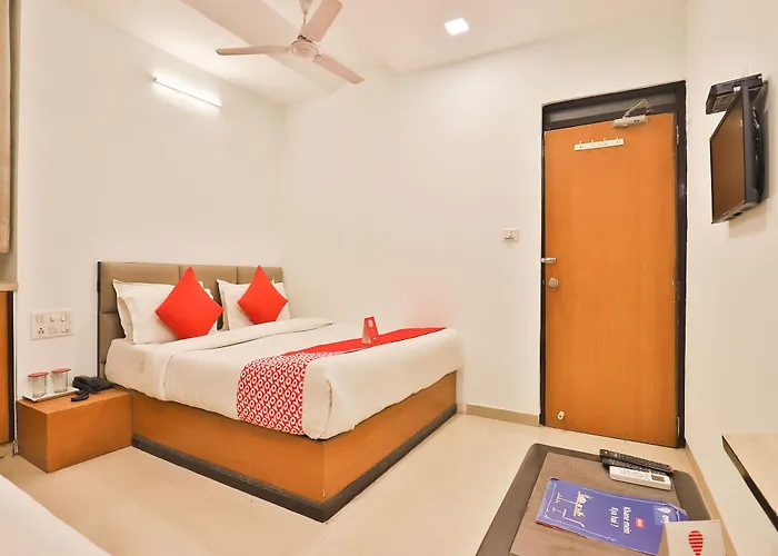 Oyo 3914 Hotel Legend