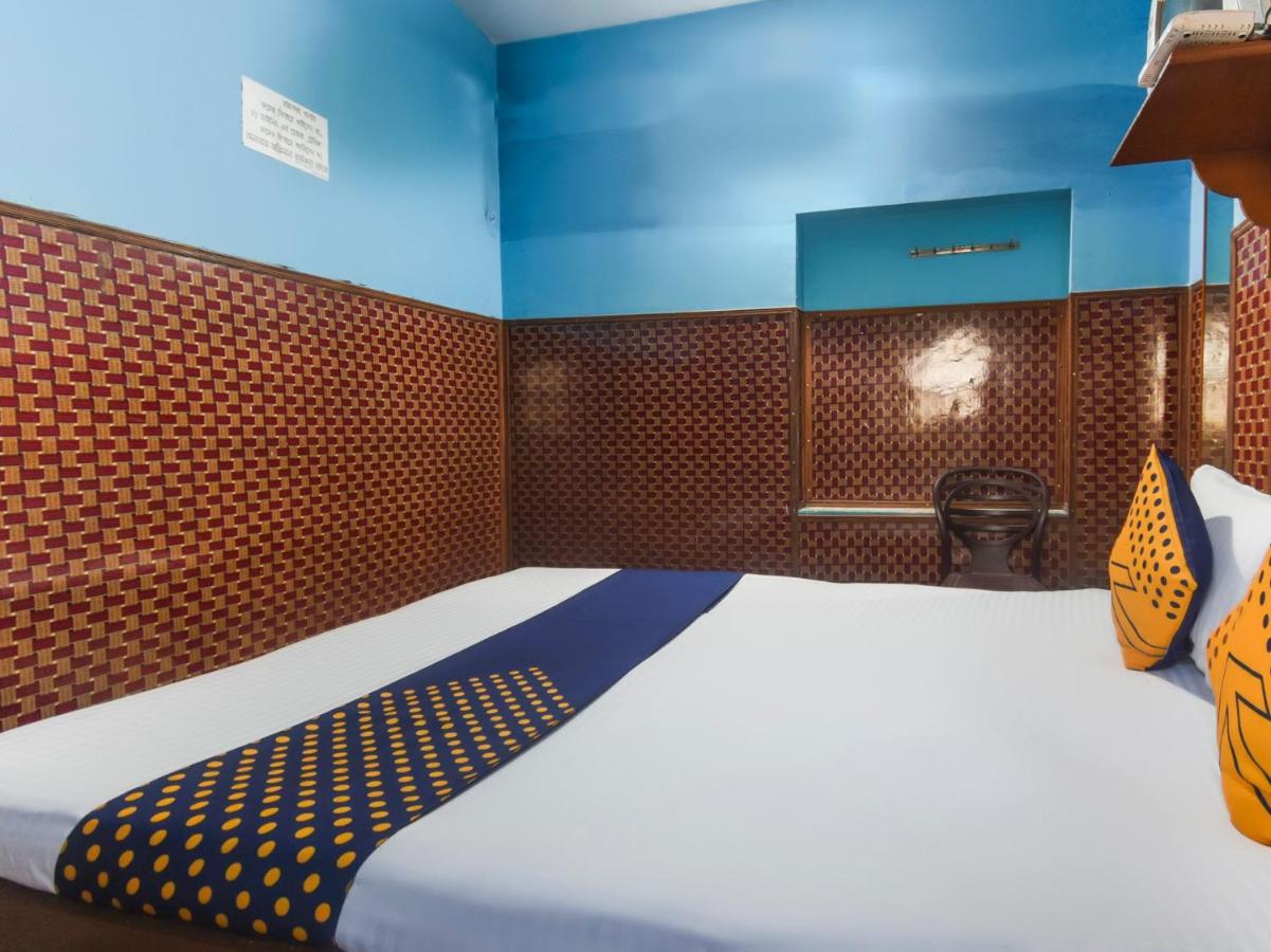 Hotel Oyo Mangalam Ahmedabad