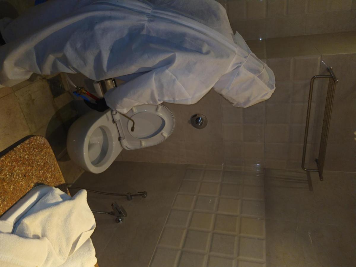 Regenta Ranip Hotel 4*