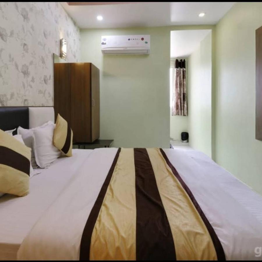 Hotel Satellite Ahmedabad