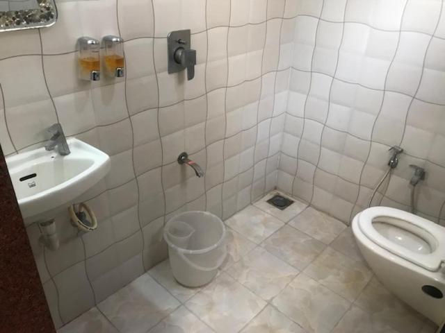 Hotel Mansarovar 2*