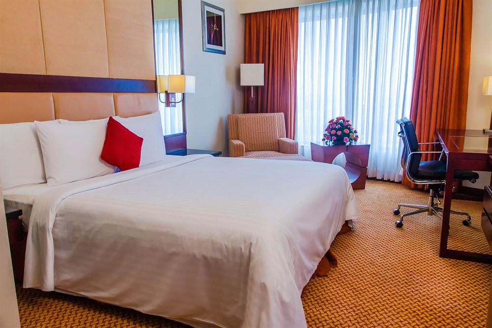 Courtyard By Marriott Hotel Ahmedabad