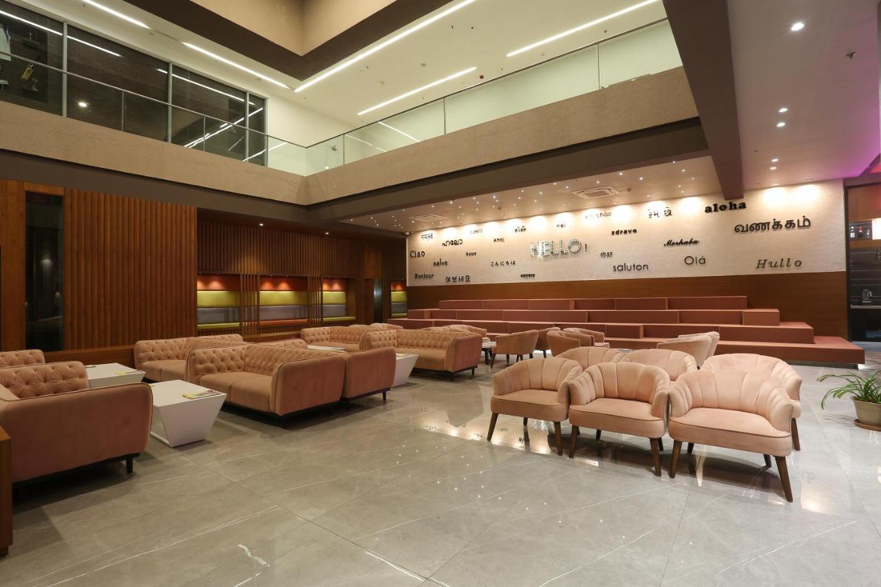 Ymca International Centre 3*
