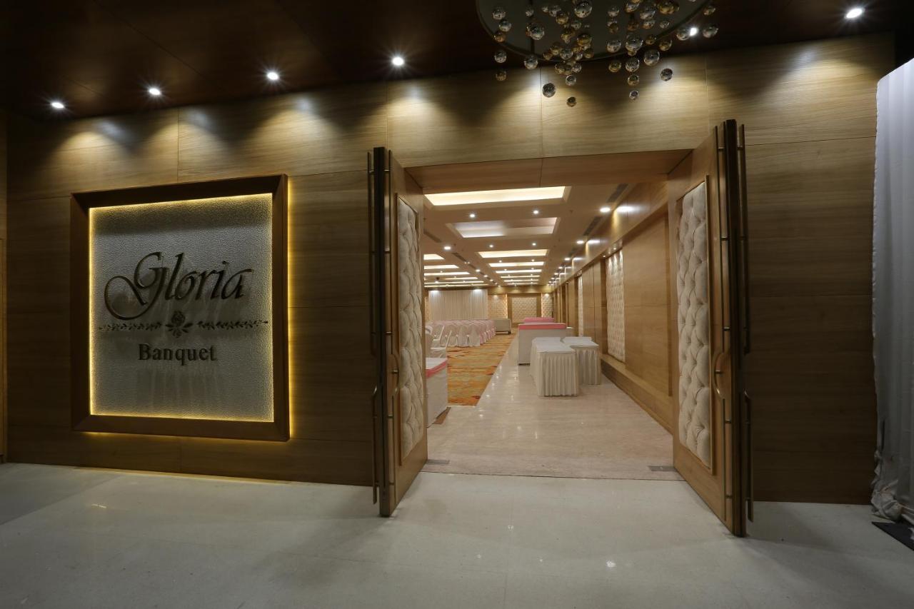 Hotel Ymca International Centre 3*