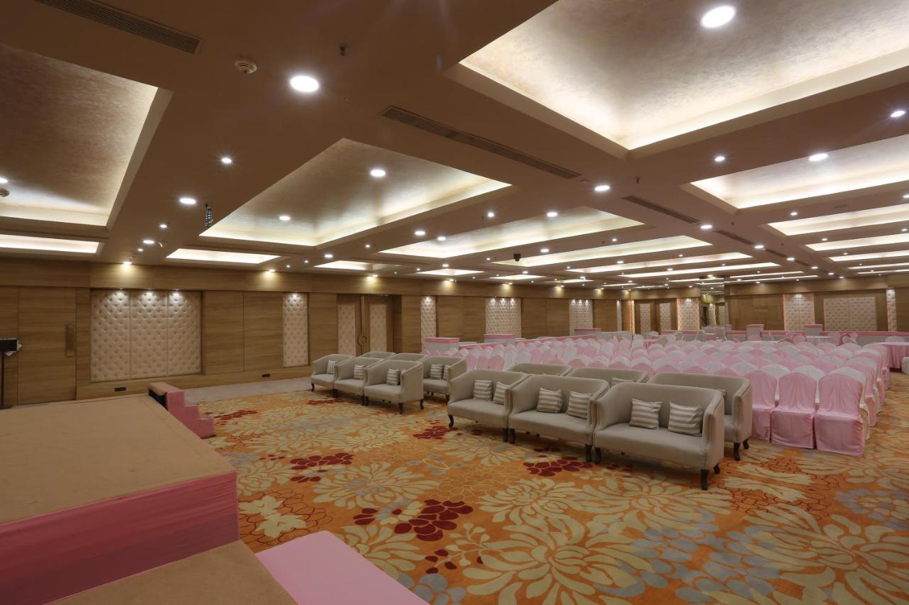 Ymca International Centre Hotel