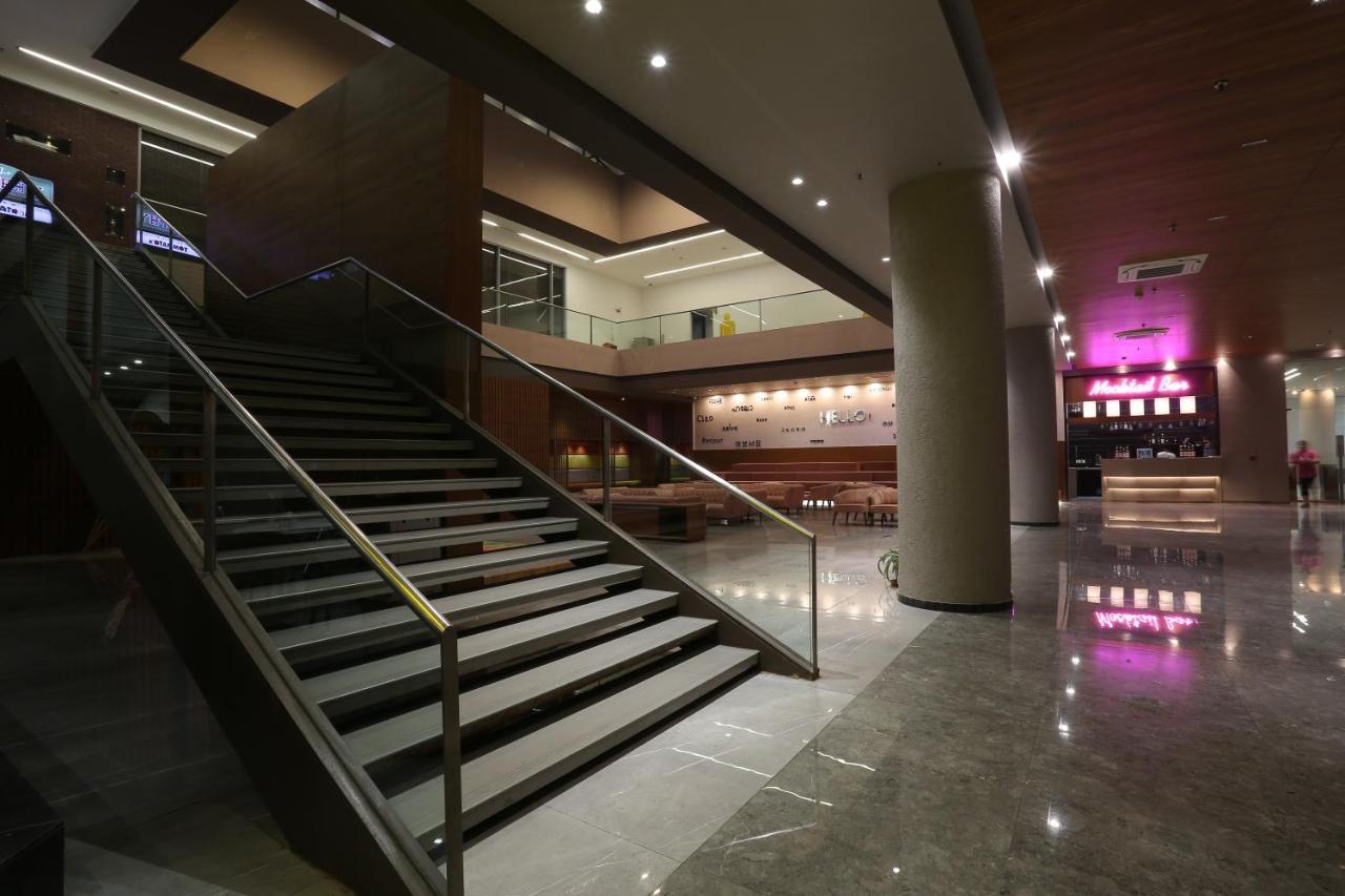 Hotel Ymca International Centre