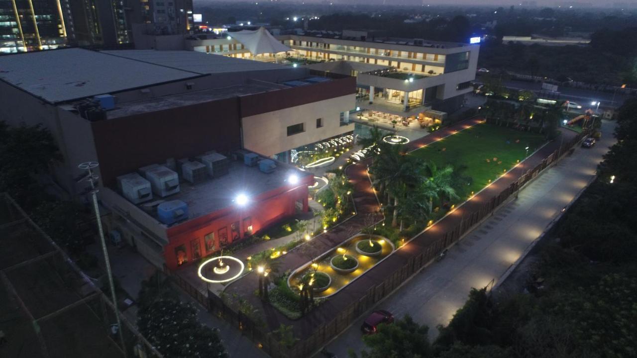 Hotel Ymca International Centre 3*