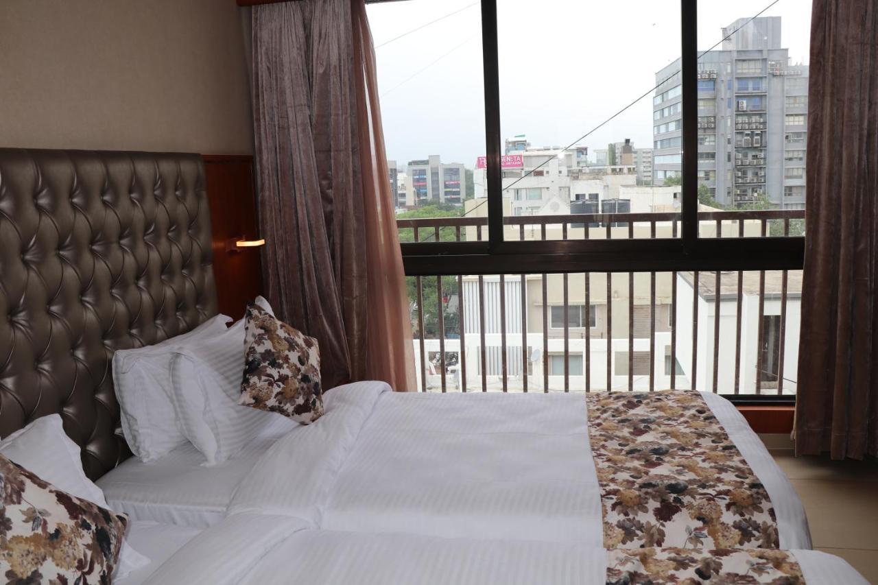 Hotel Sk Lords Ahmedabad