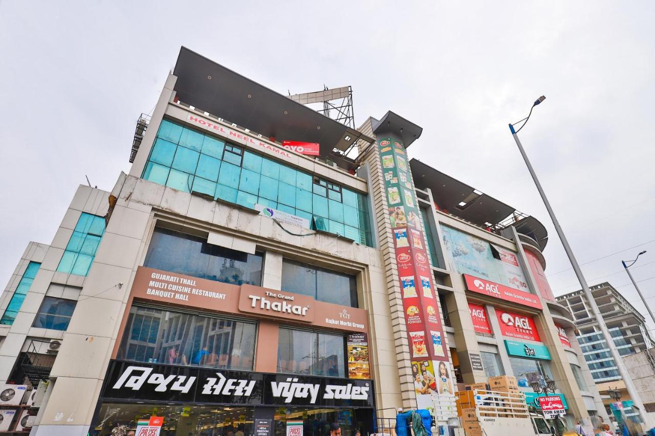 Hotel Oyo 9591 Neel Kamal 3*