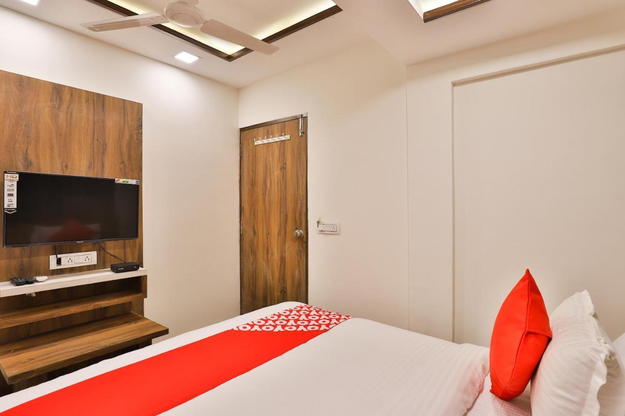 Hotel Oyo 24950 Shree Balaji Residency 3*