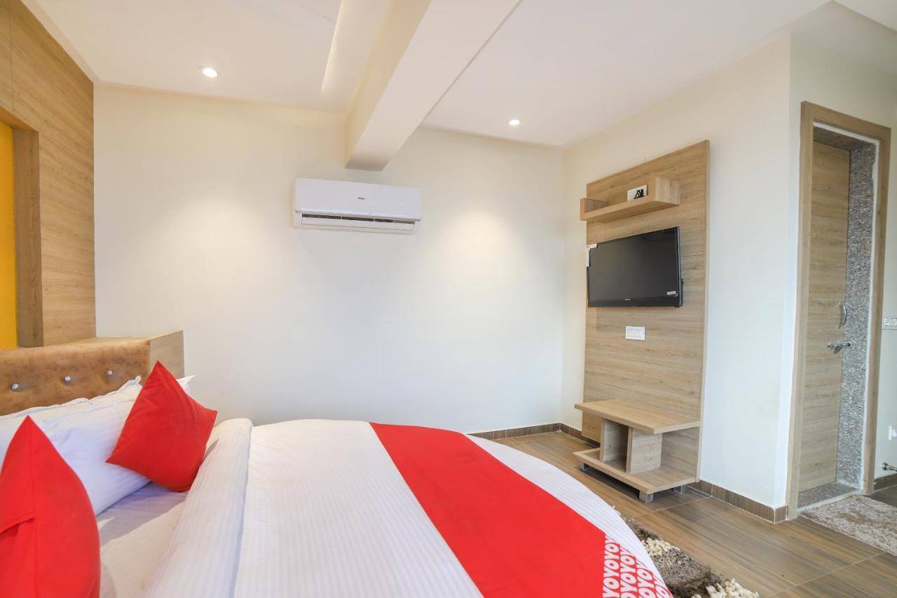 Oyo 35659 Kingsway Ahmedabad