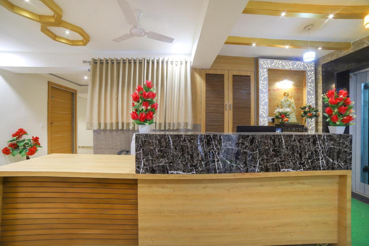 Oyo 35659 Kingsway Ahmedabad