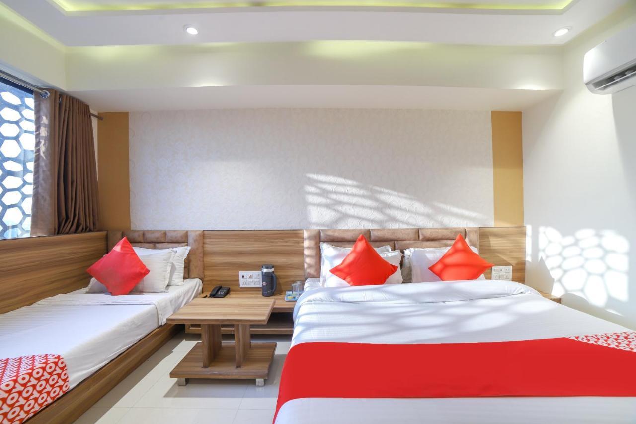 Oyo 35659 Kingsway Hotel