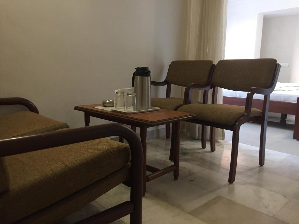 Apex Hotel 3*