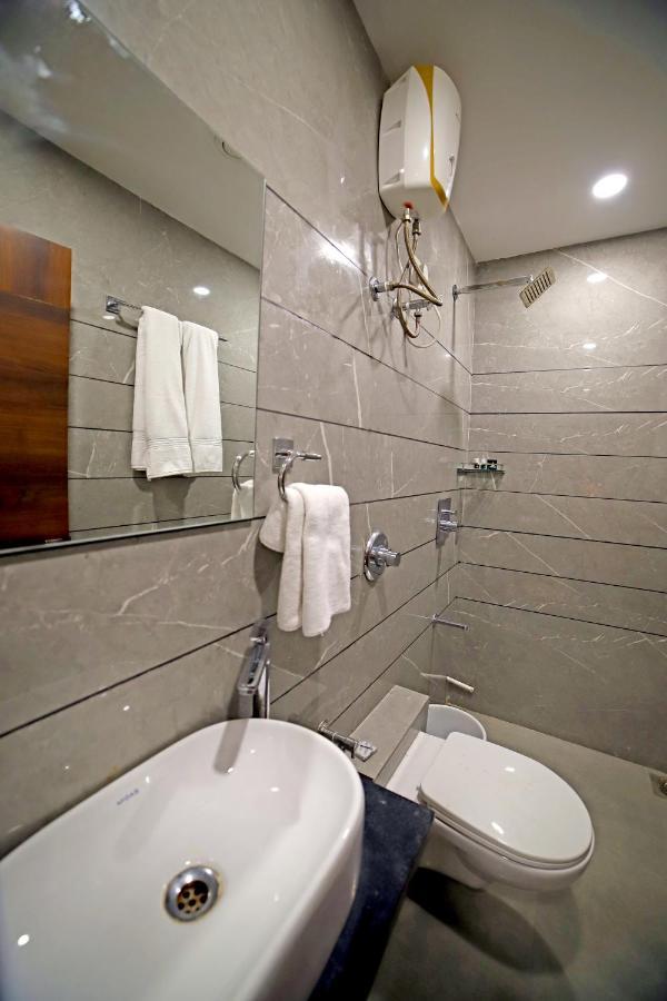 Priya Palace Hotel Ahmedabad
